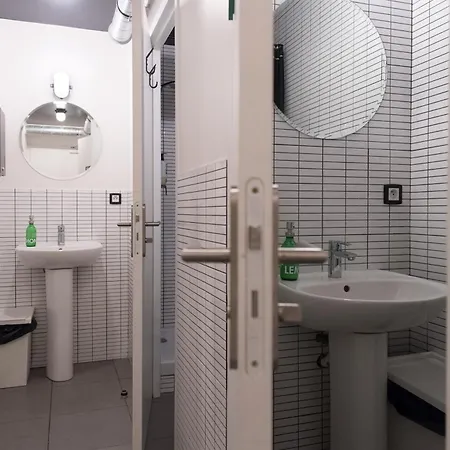 Hostel Ho36 *