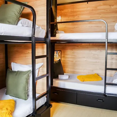 بيت شباب Ho36 ليون