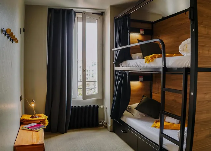 Ho36 * Lyon