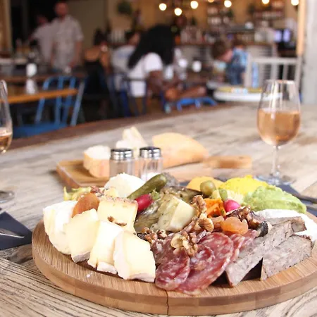 Хостел Ho36 Лион